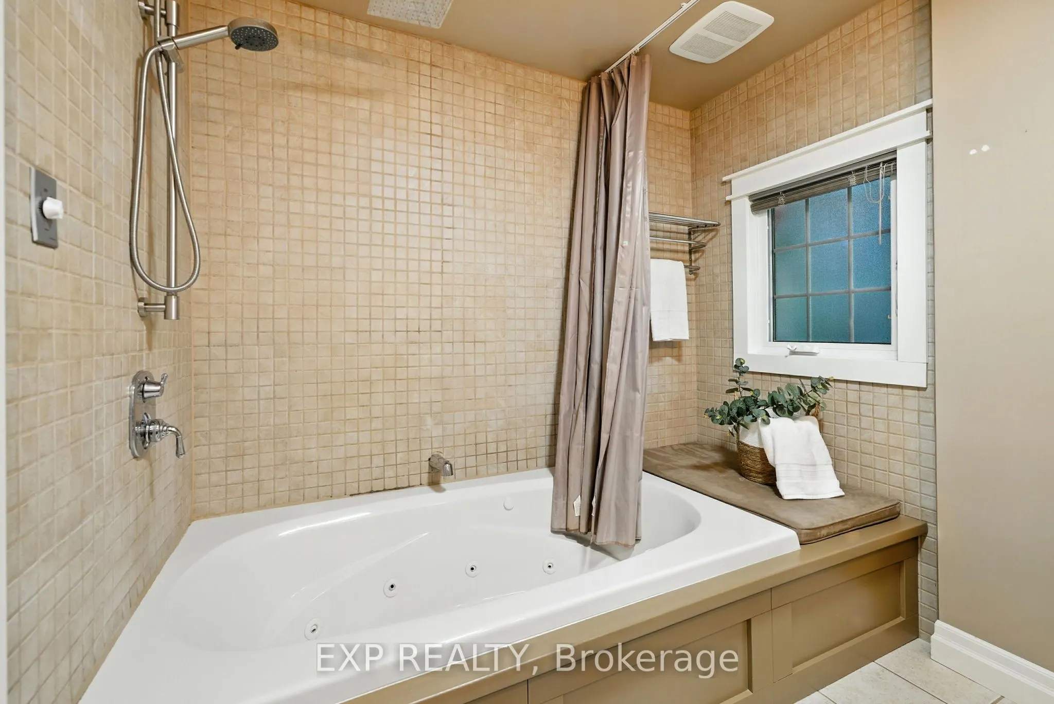 290 Marlbank Road