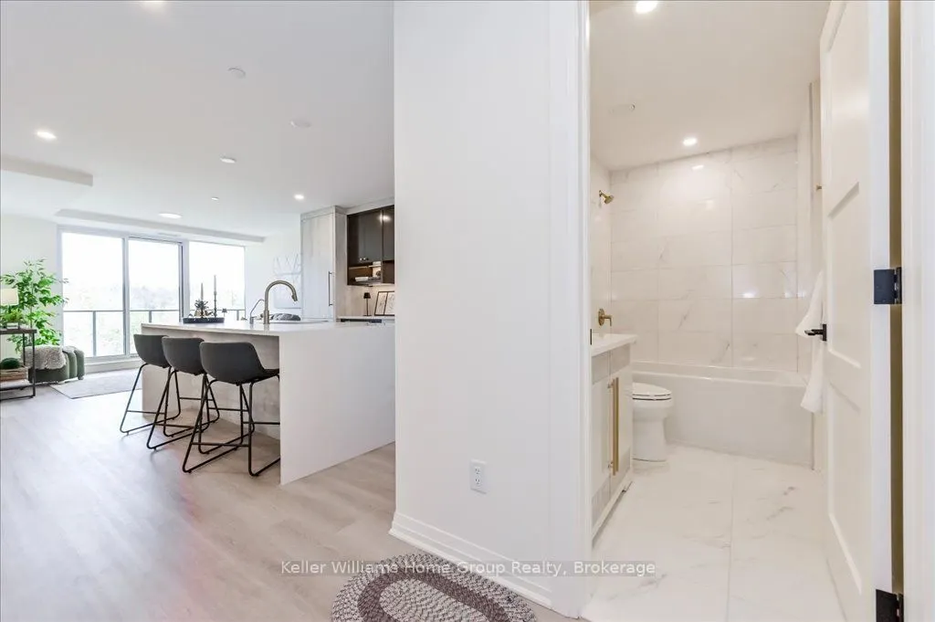 6523 Wellington Road 7, #304
