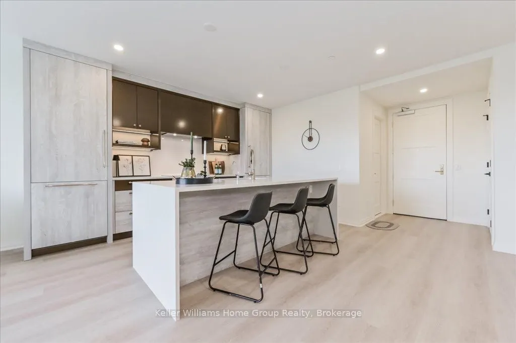 6523 Wellington Road 7, #304