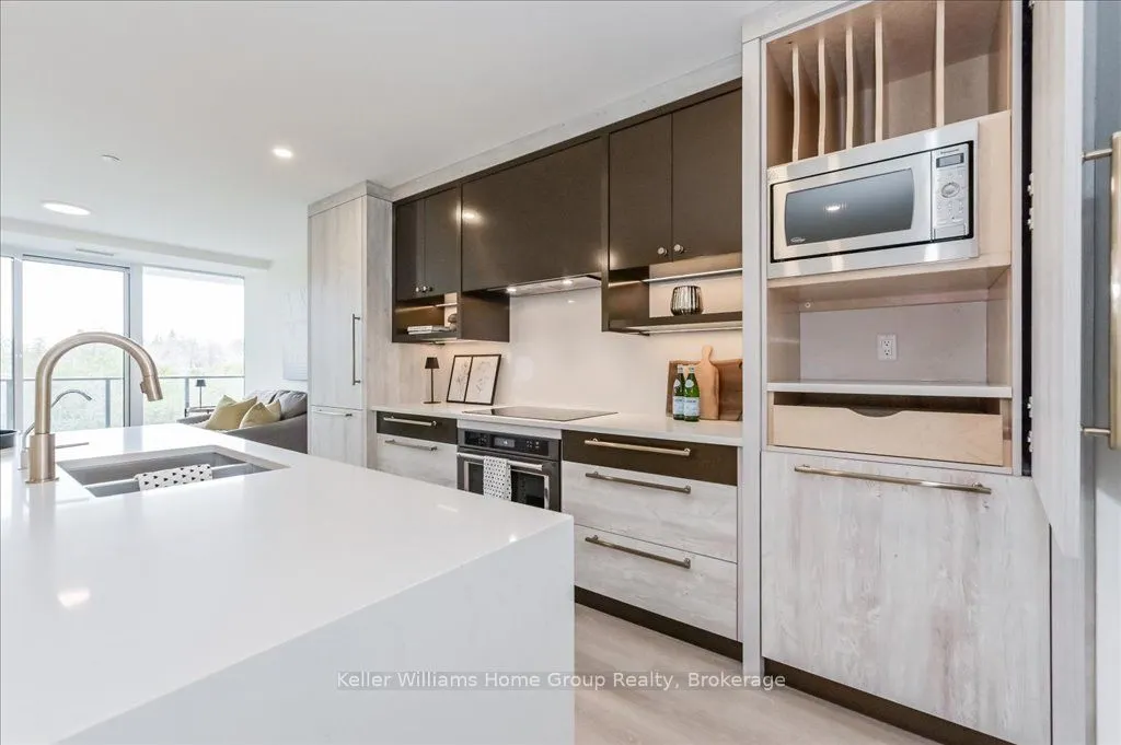 6523 Wellington Road 7, #304