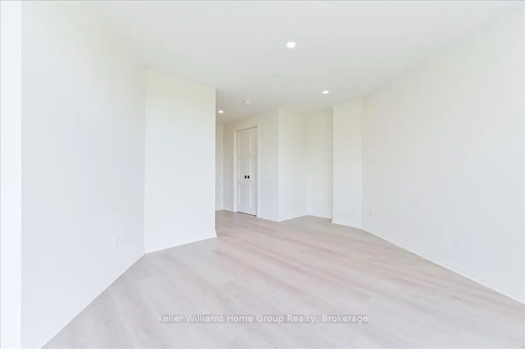 6523 Wellington Road 7, #304