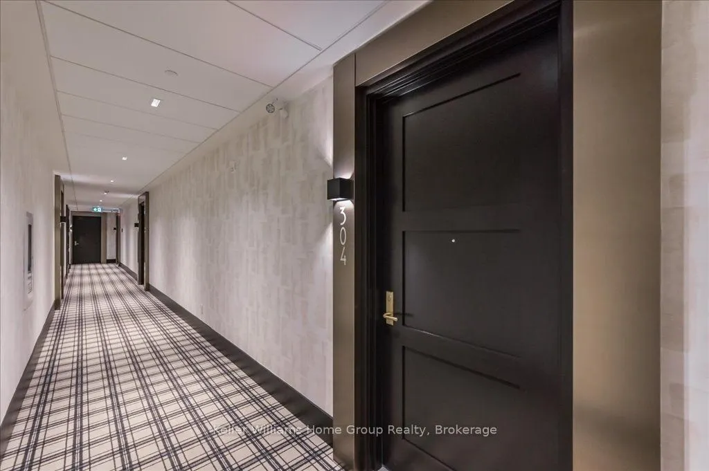 6523 Wellington Road 7, #304