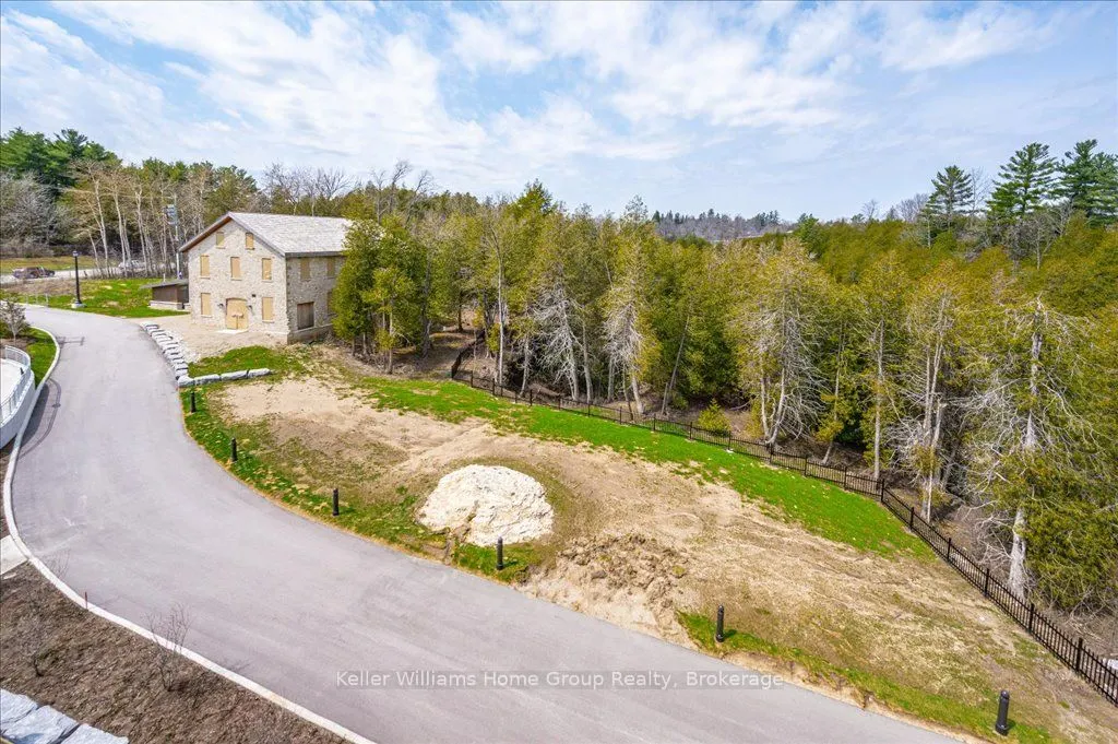 6523 Wellington Road 7, #304