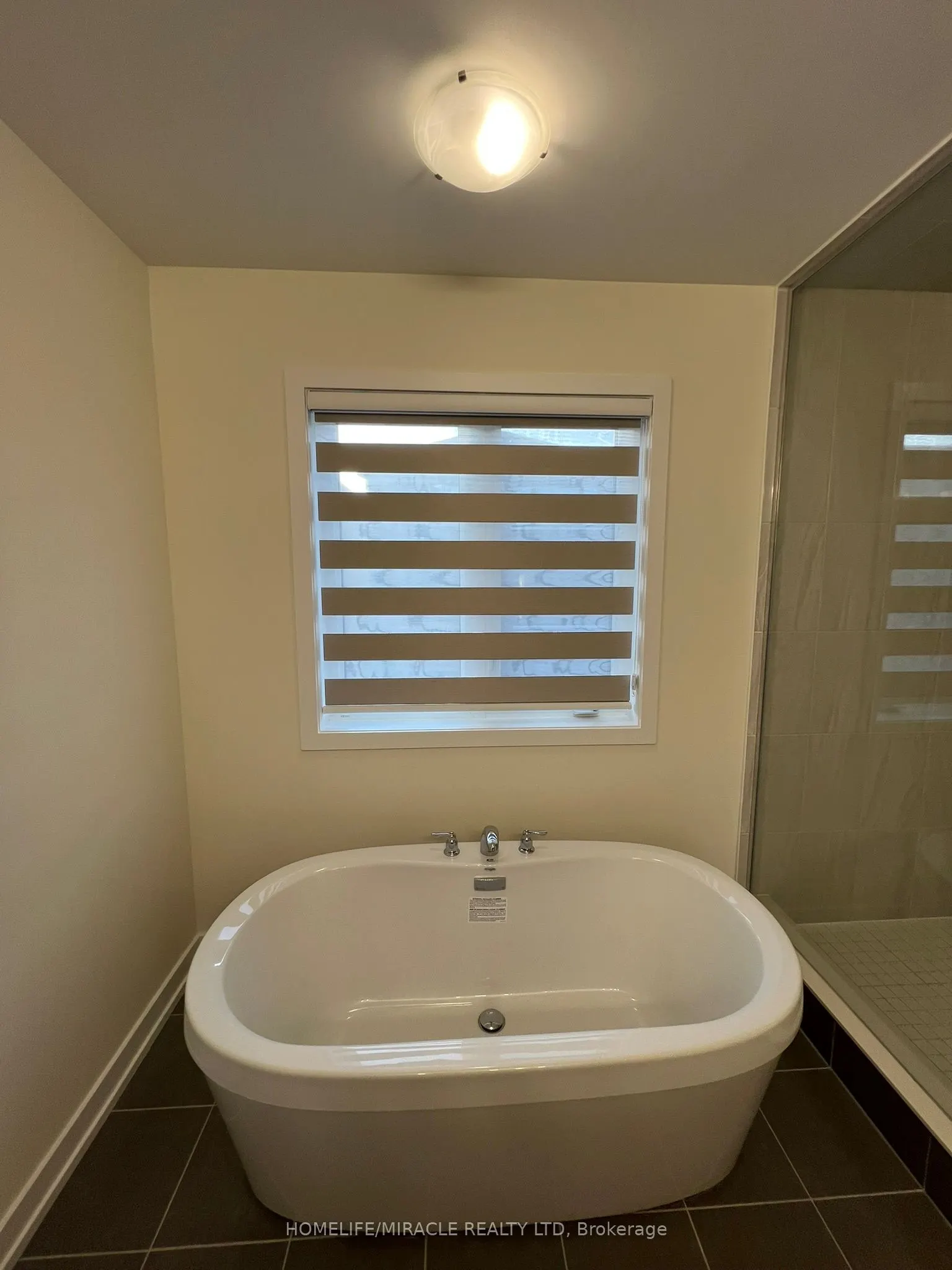 23 Stanley Leitch Drive