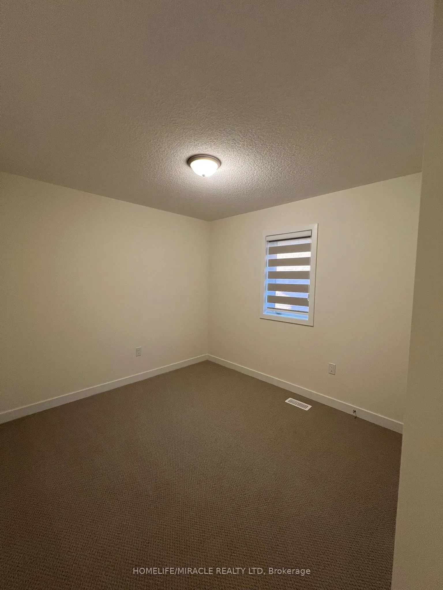 23 Stanley Leitch Drive