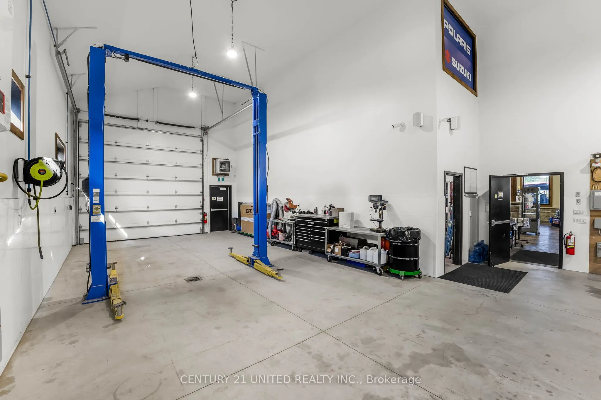 102317 Hwy 7