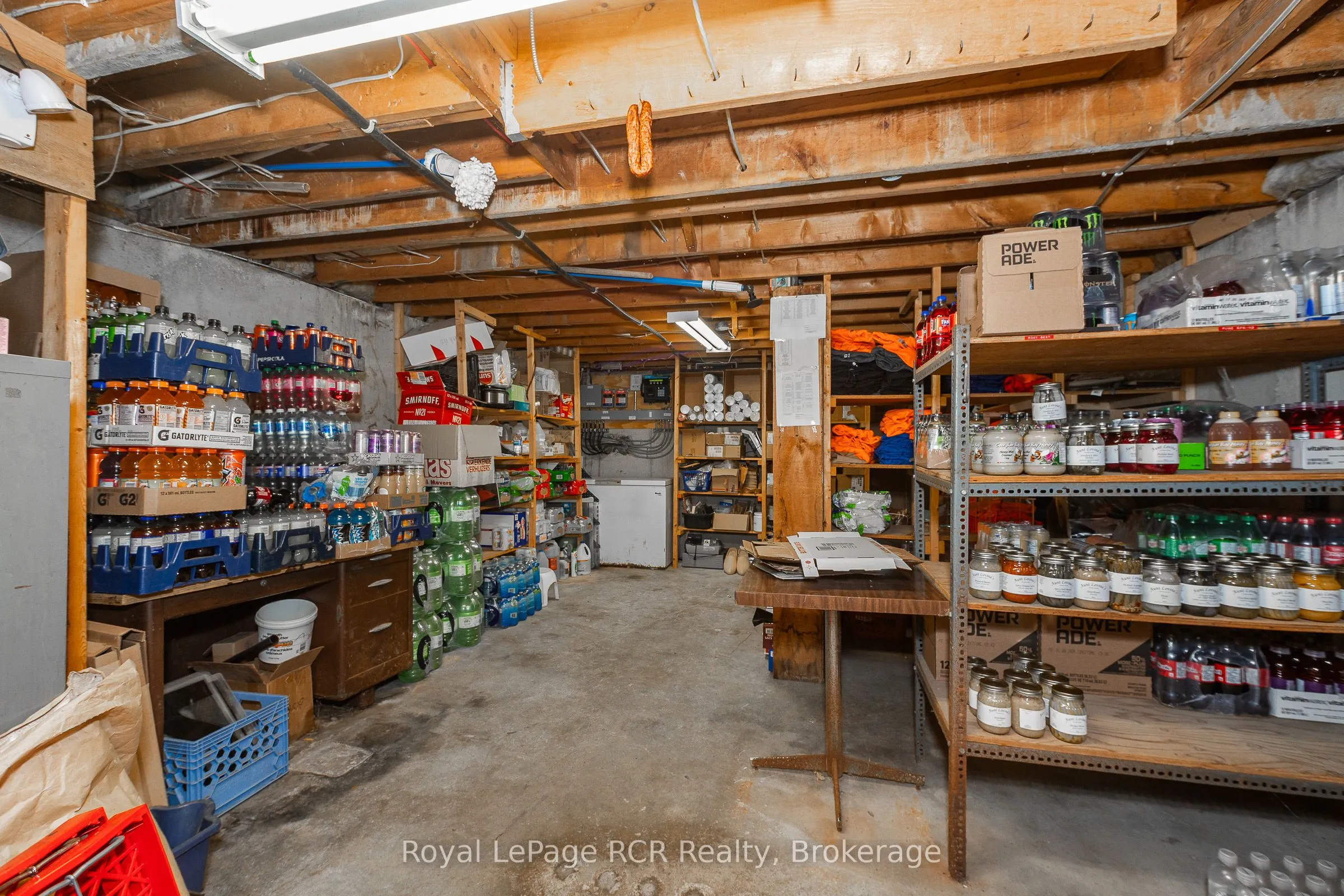 177569 GREY RD 18 Road