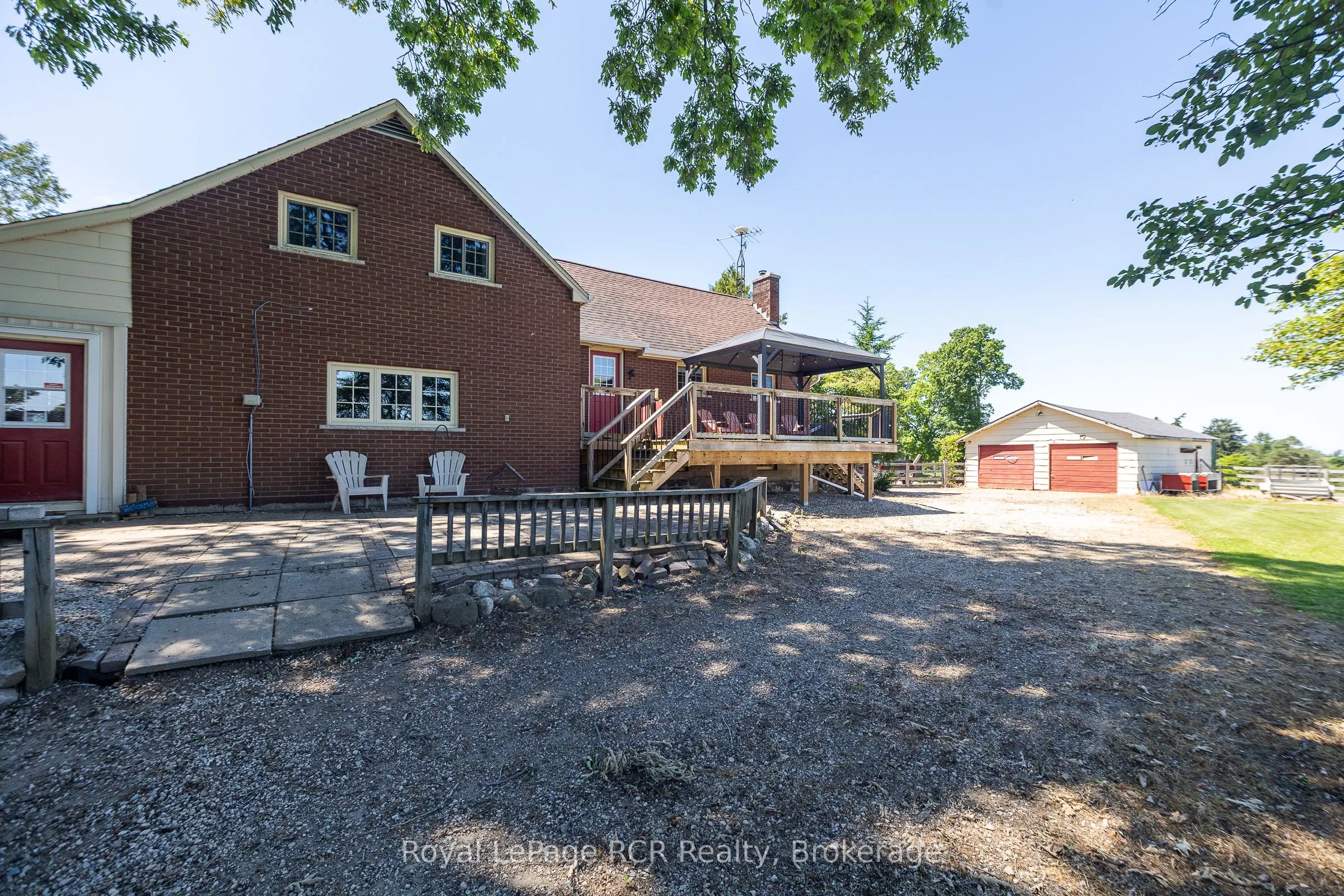 177569 GREY RD 18 Road