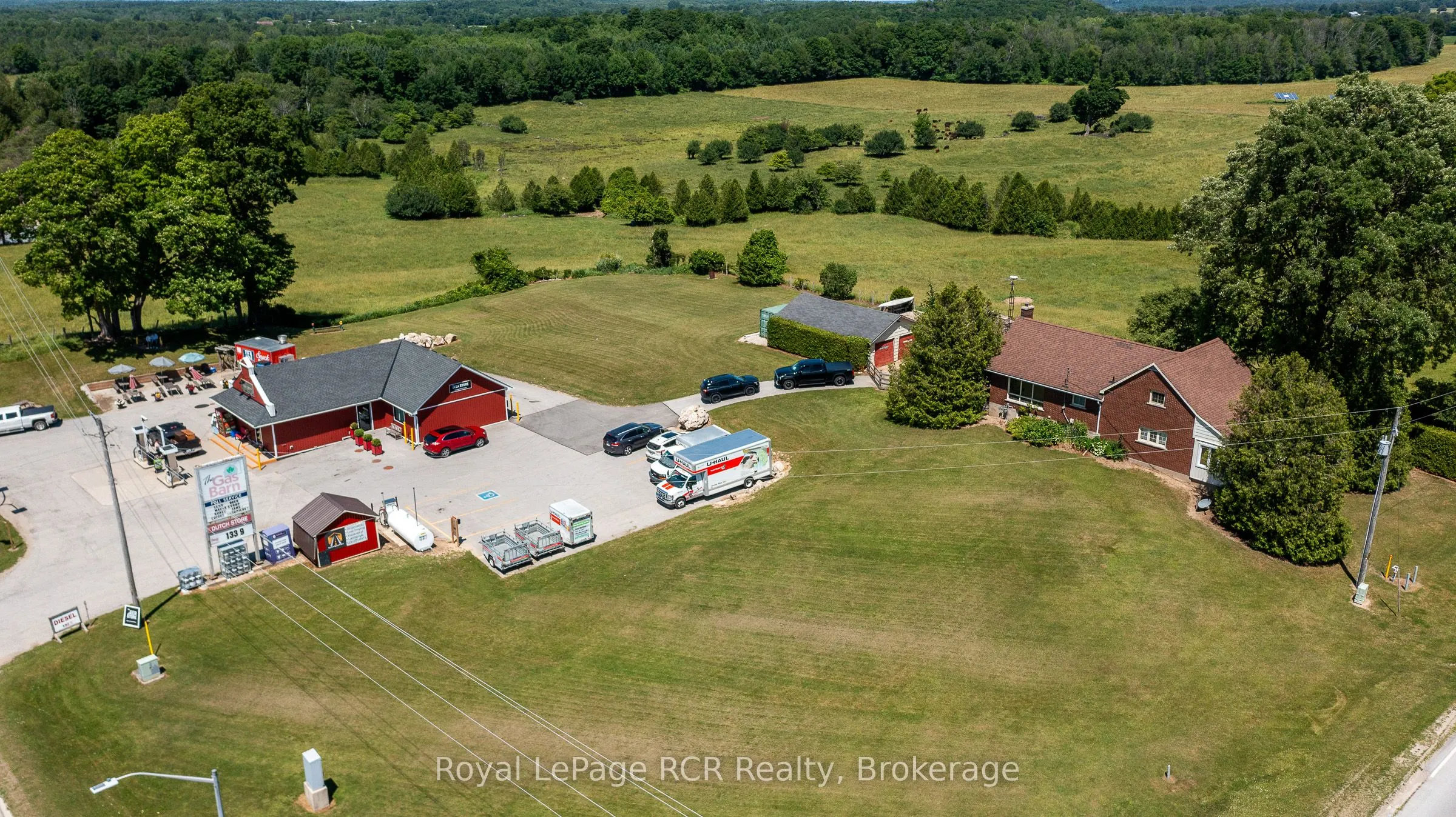 177569 GREY RD 18 Road