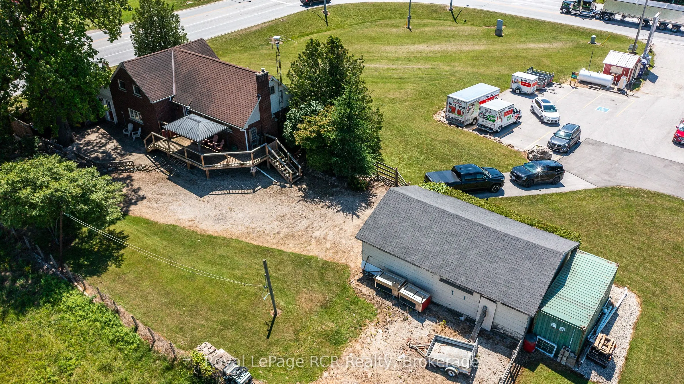 177569 GREY RD 18 Road