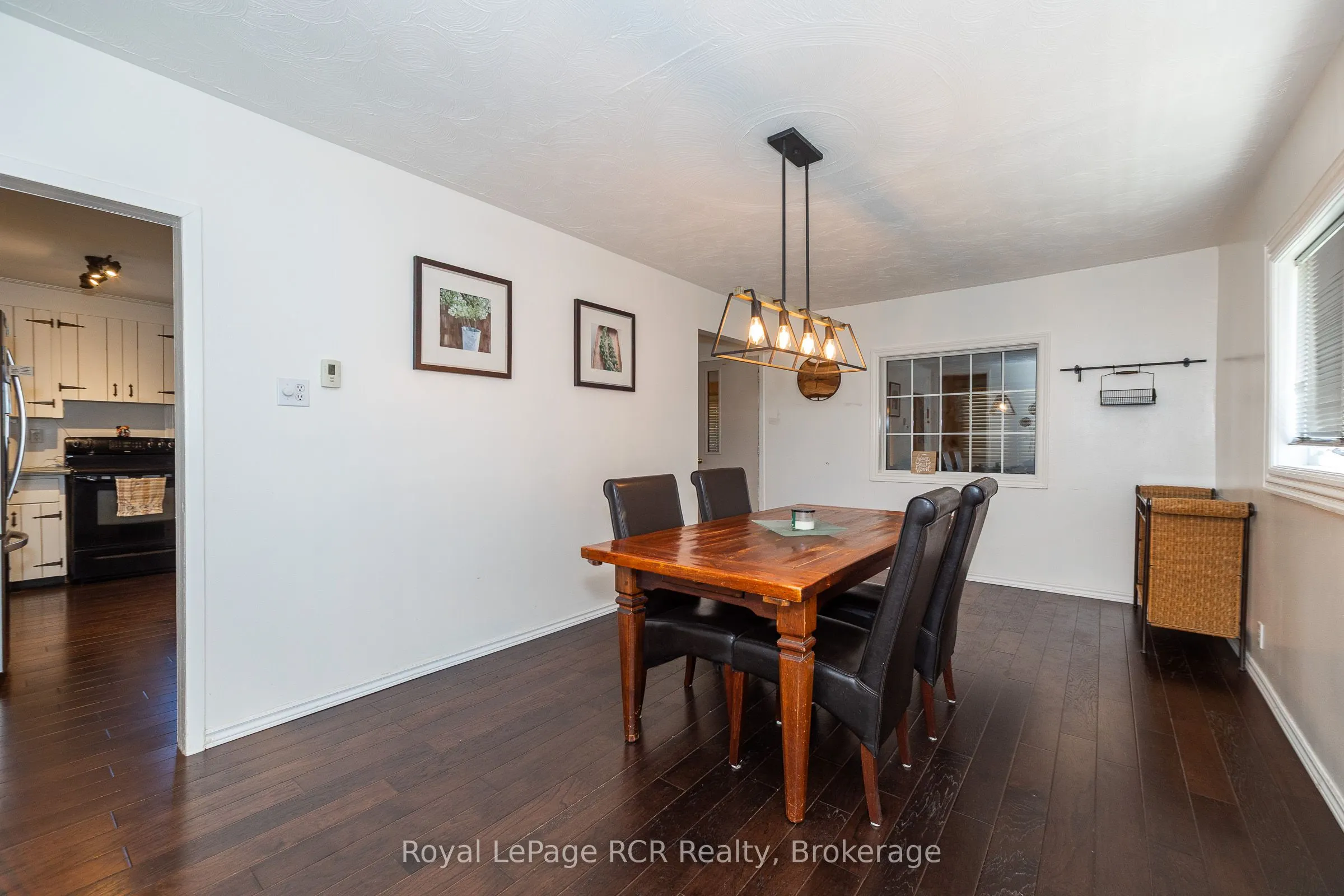 177569 GREY RD 18 Road