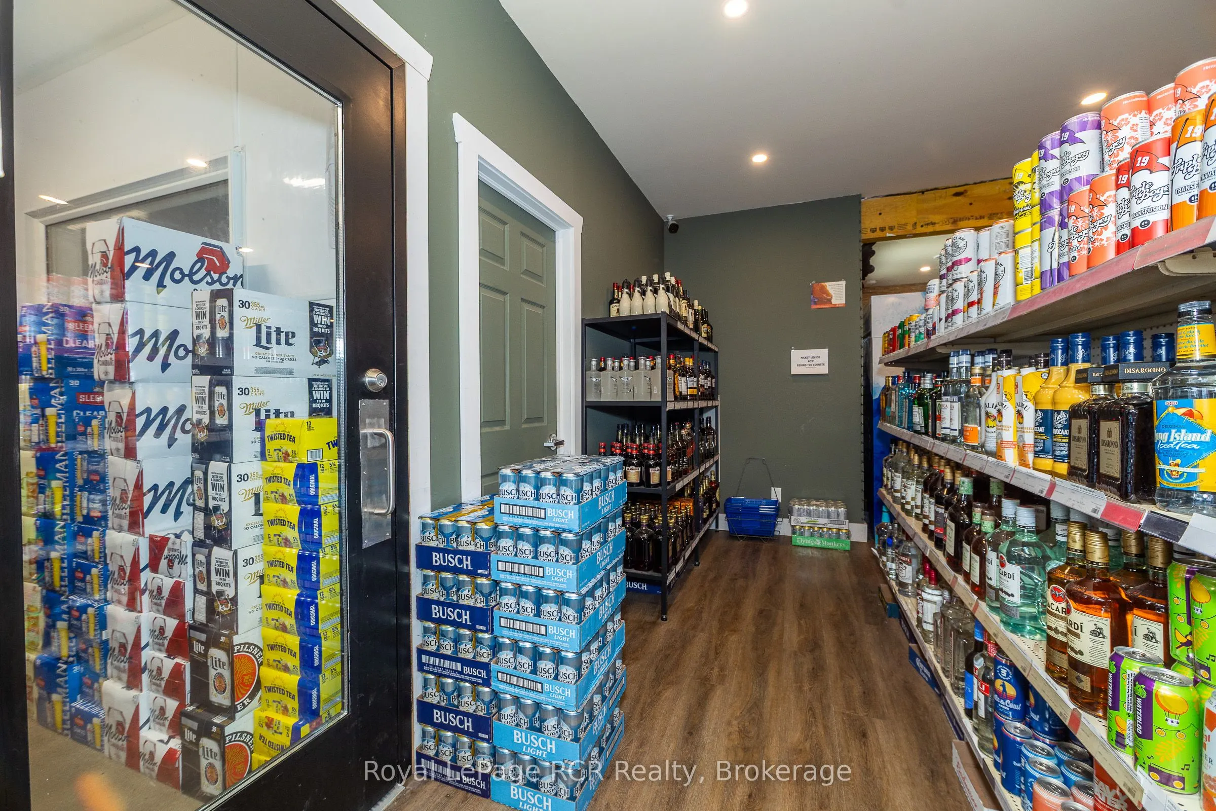 177569 GREY RD 18 Road