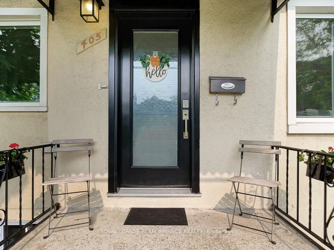 405 Allen Boulevard