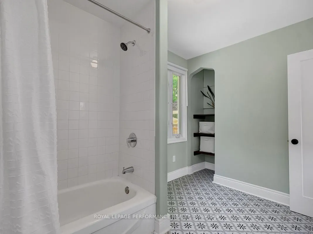 405 Allen Boulevard