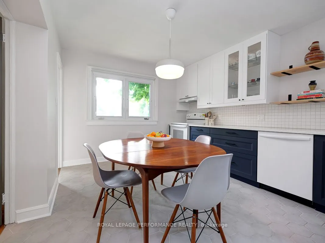 405 Allen Boulevard
