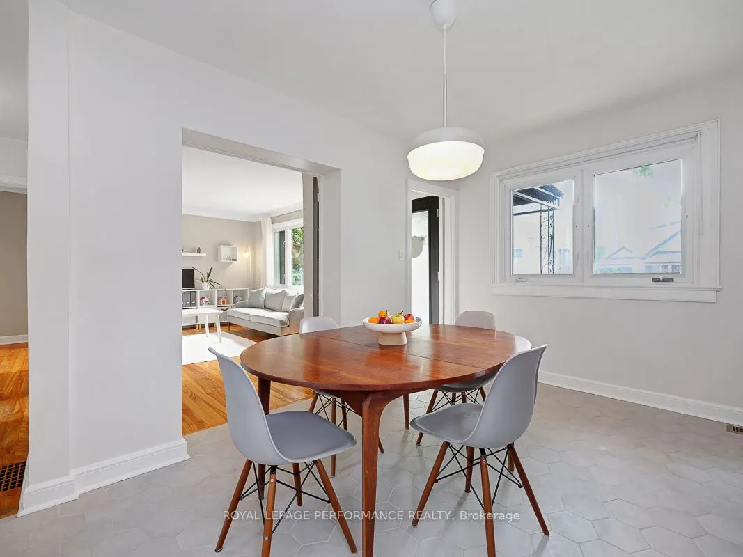 405 Allen Boulevard