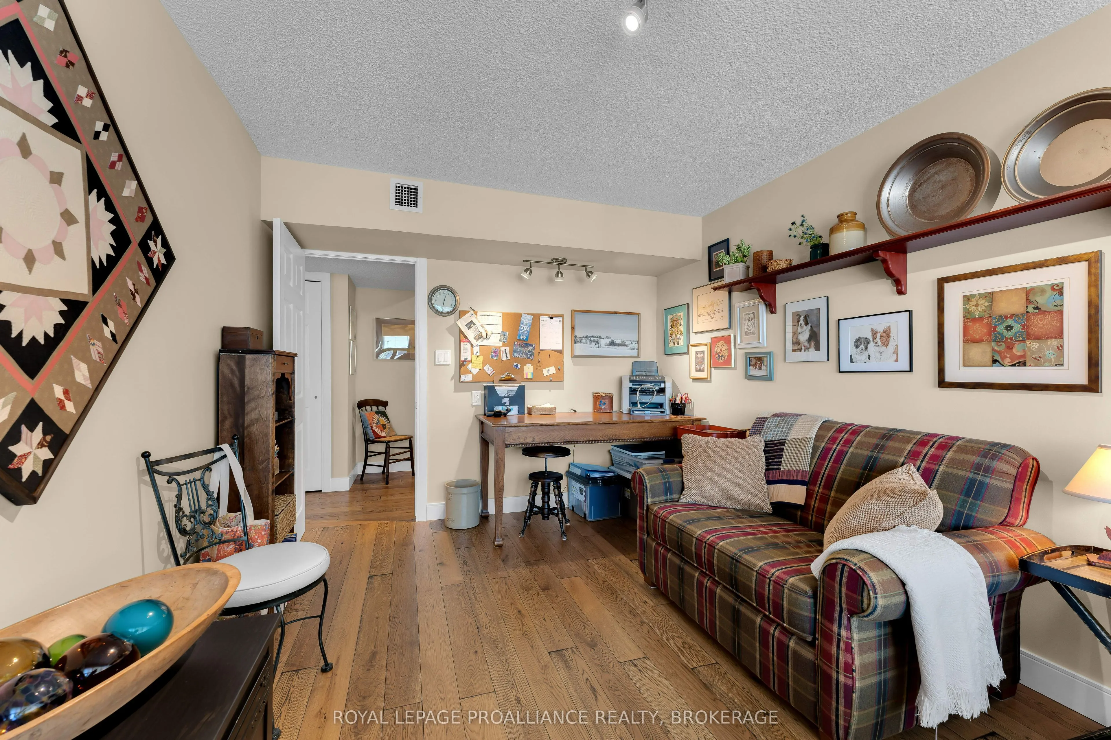 185 Ontario Street, #1205