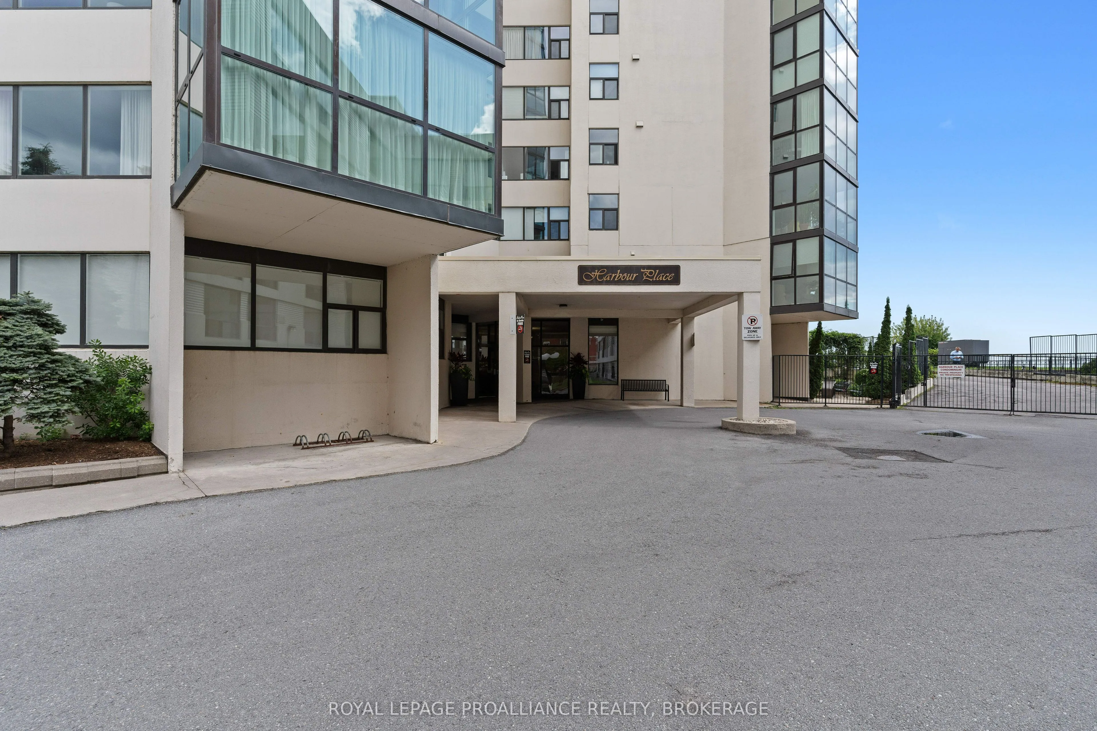 185 Ontario Street, #1205