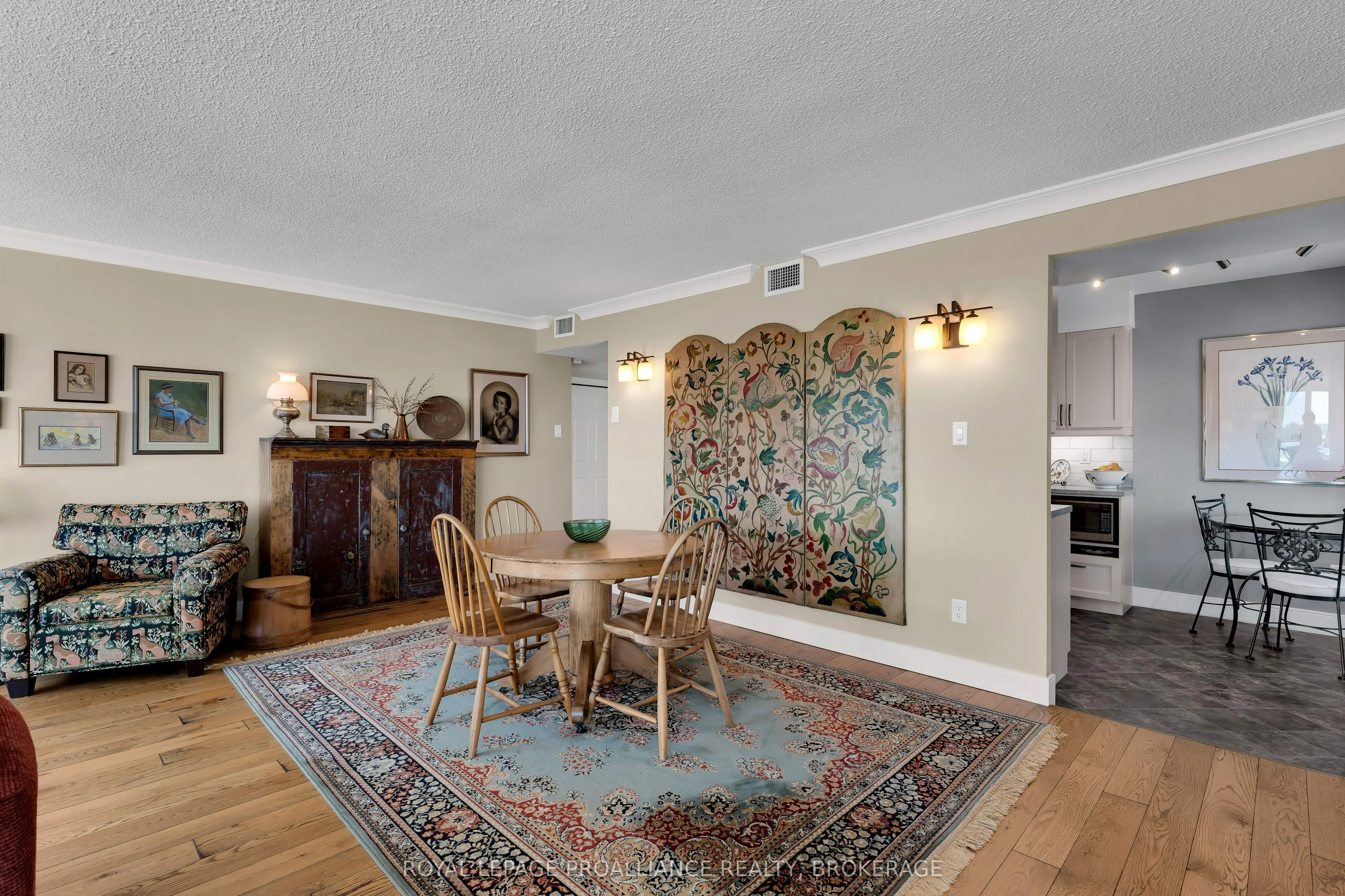 185 Ontario Street, #1205