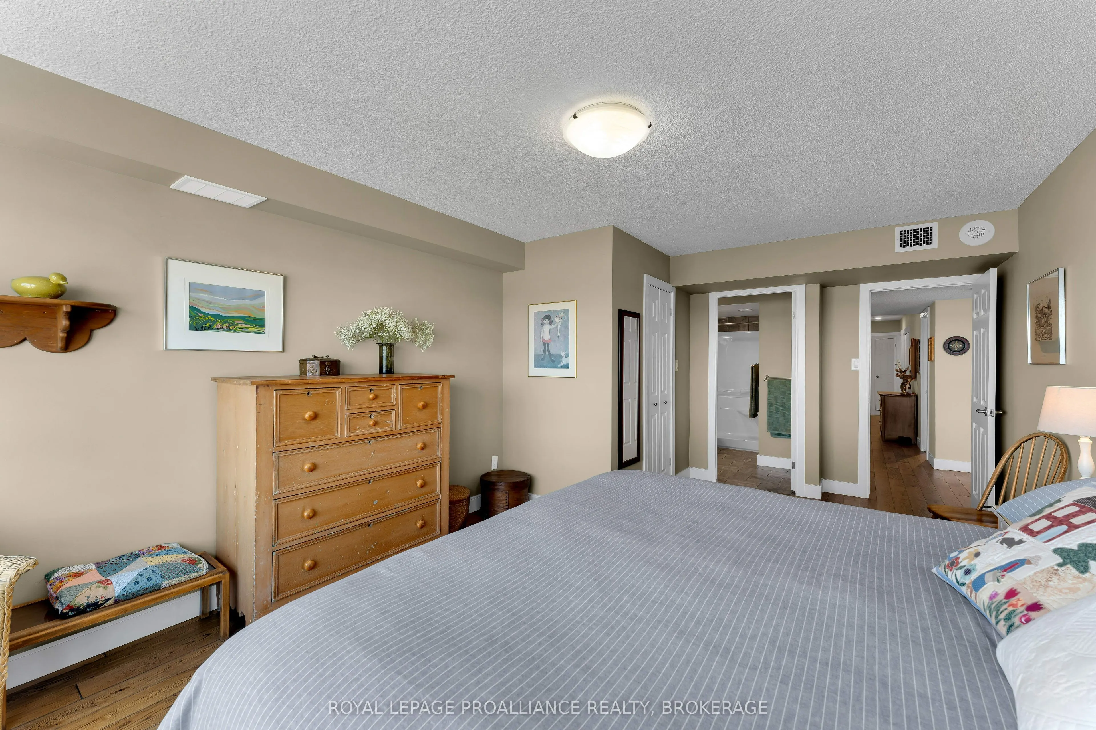 185 Ontario Street, #1205