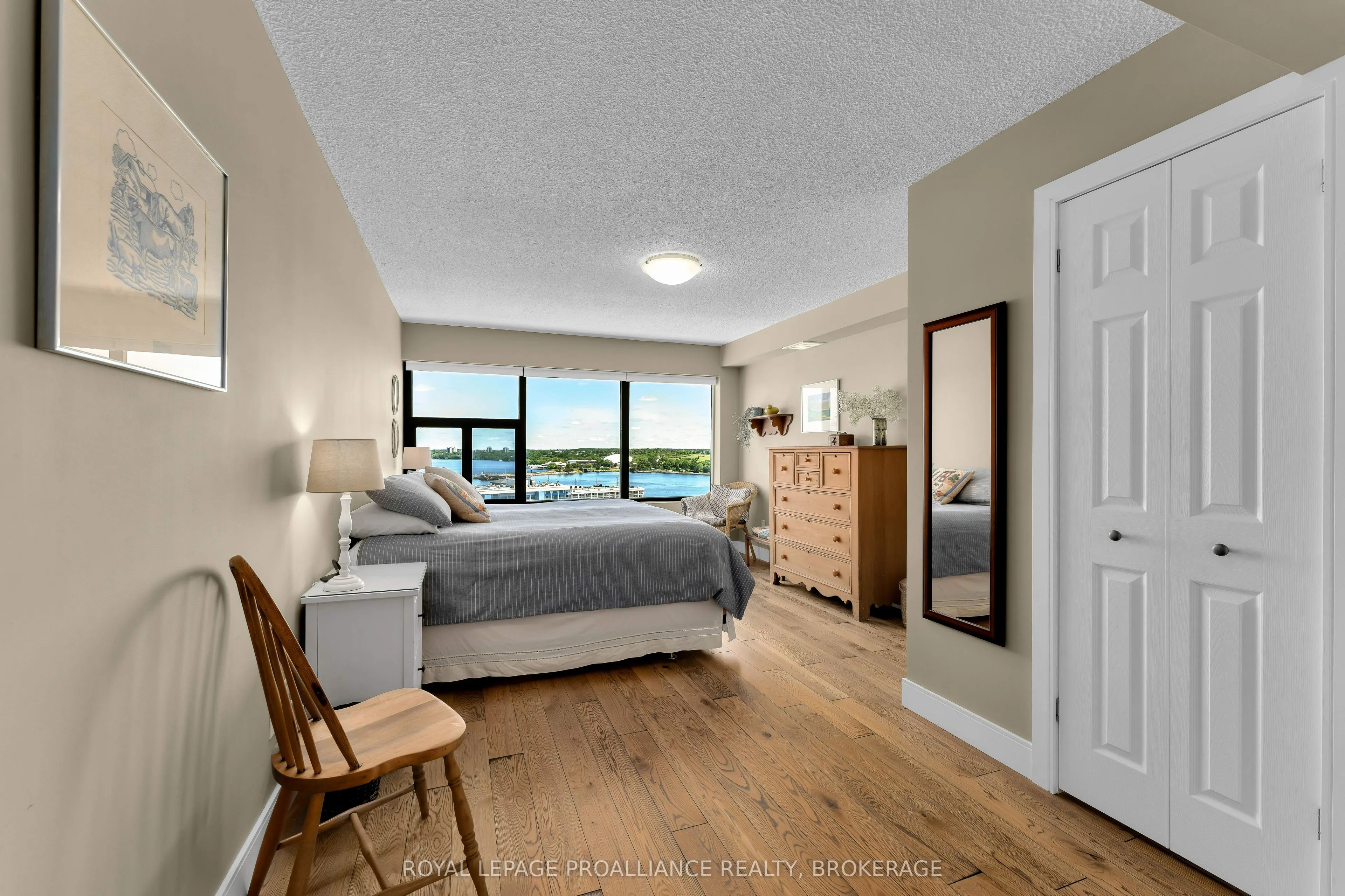 185 Ontario Street, #1205