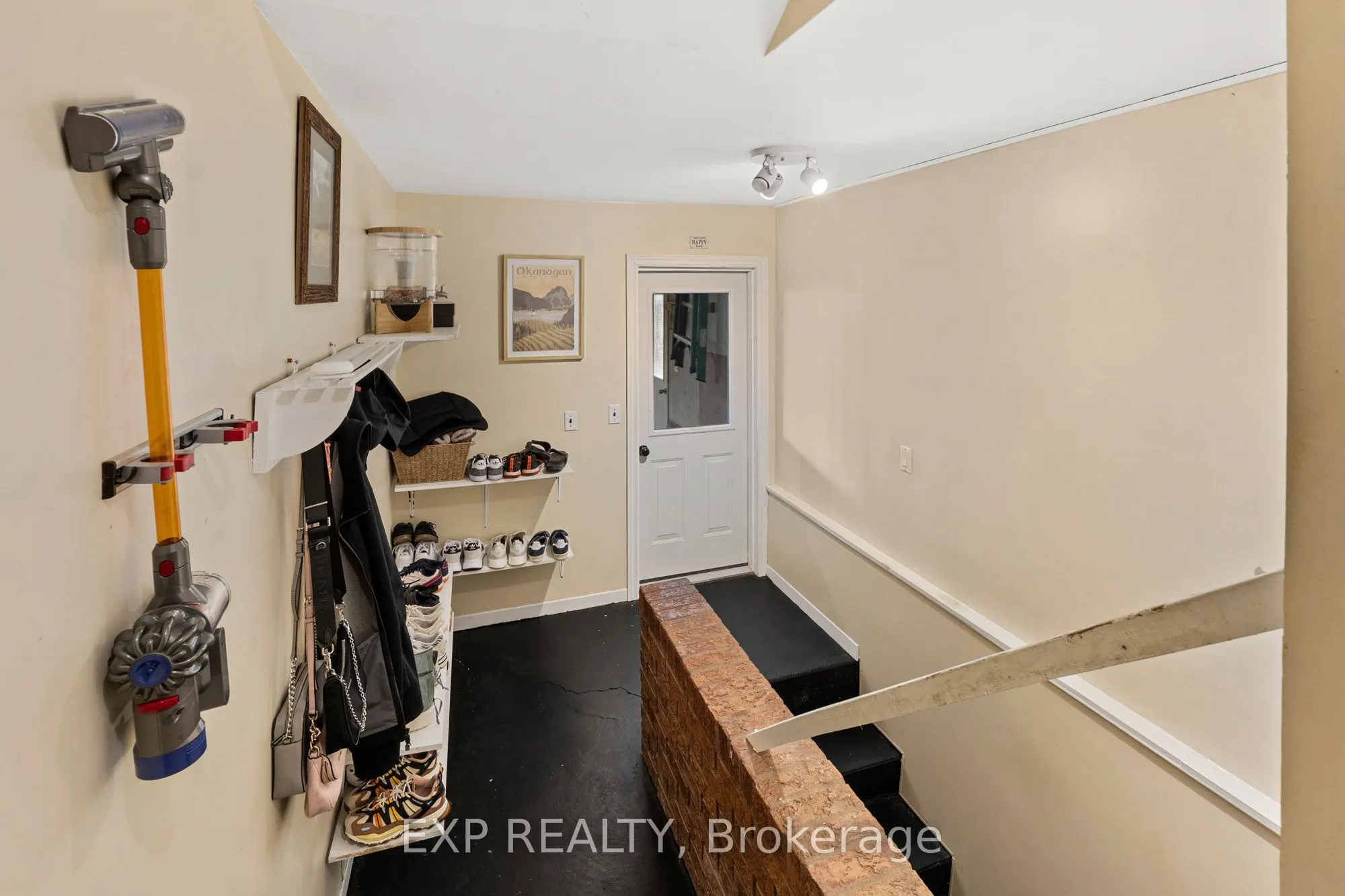 21419 OUTRED Road
