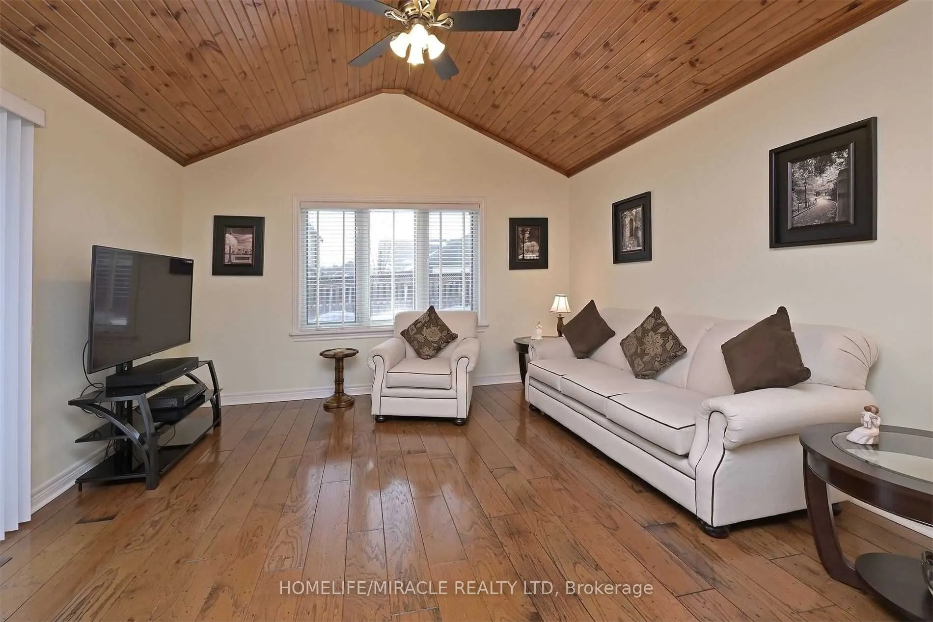 124 Silk Drive