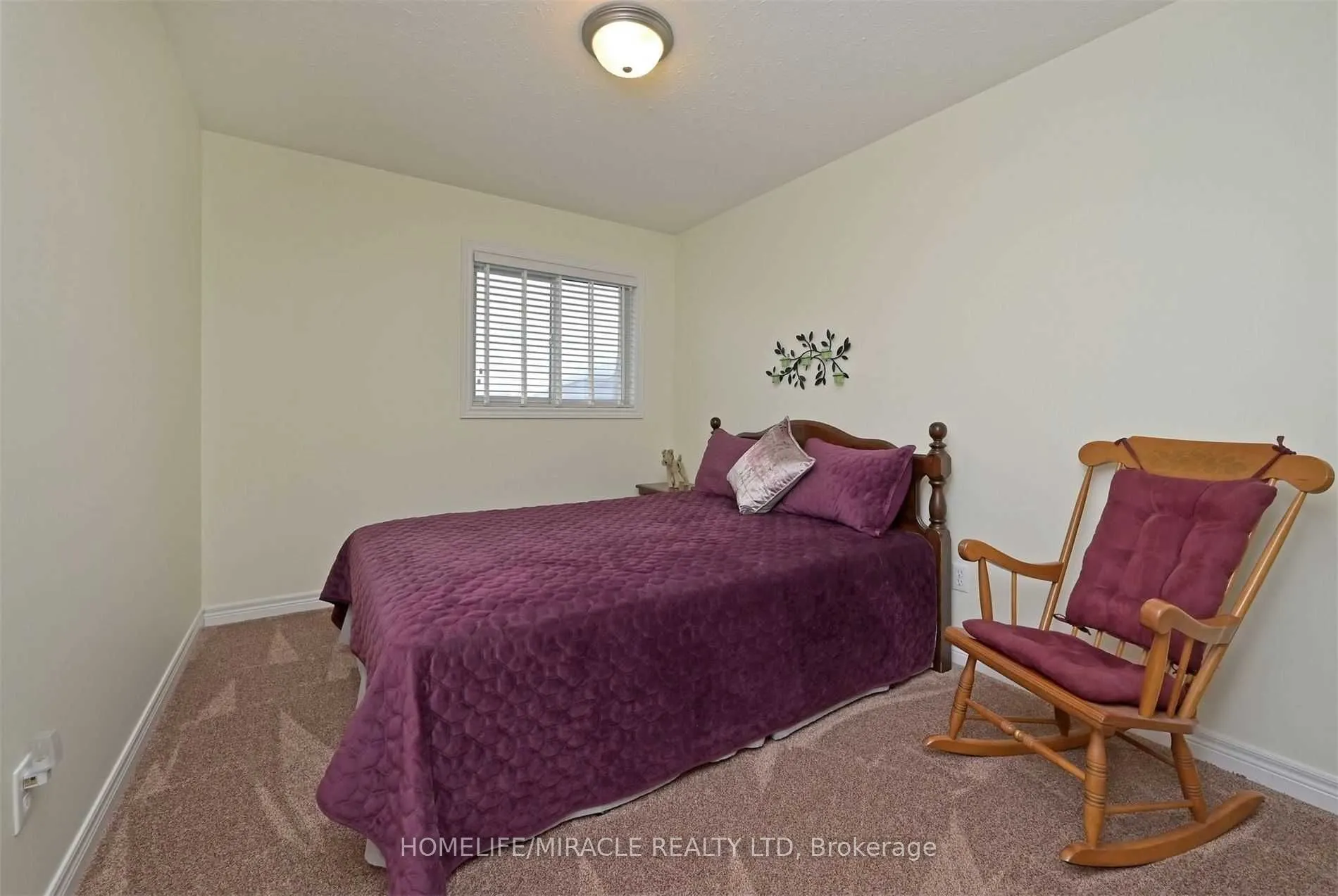 124 Silk Drive