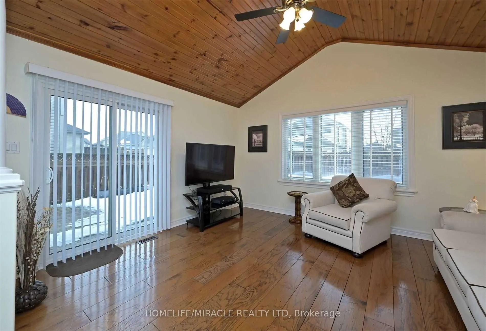 124 Silk Drive