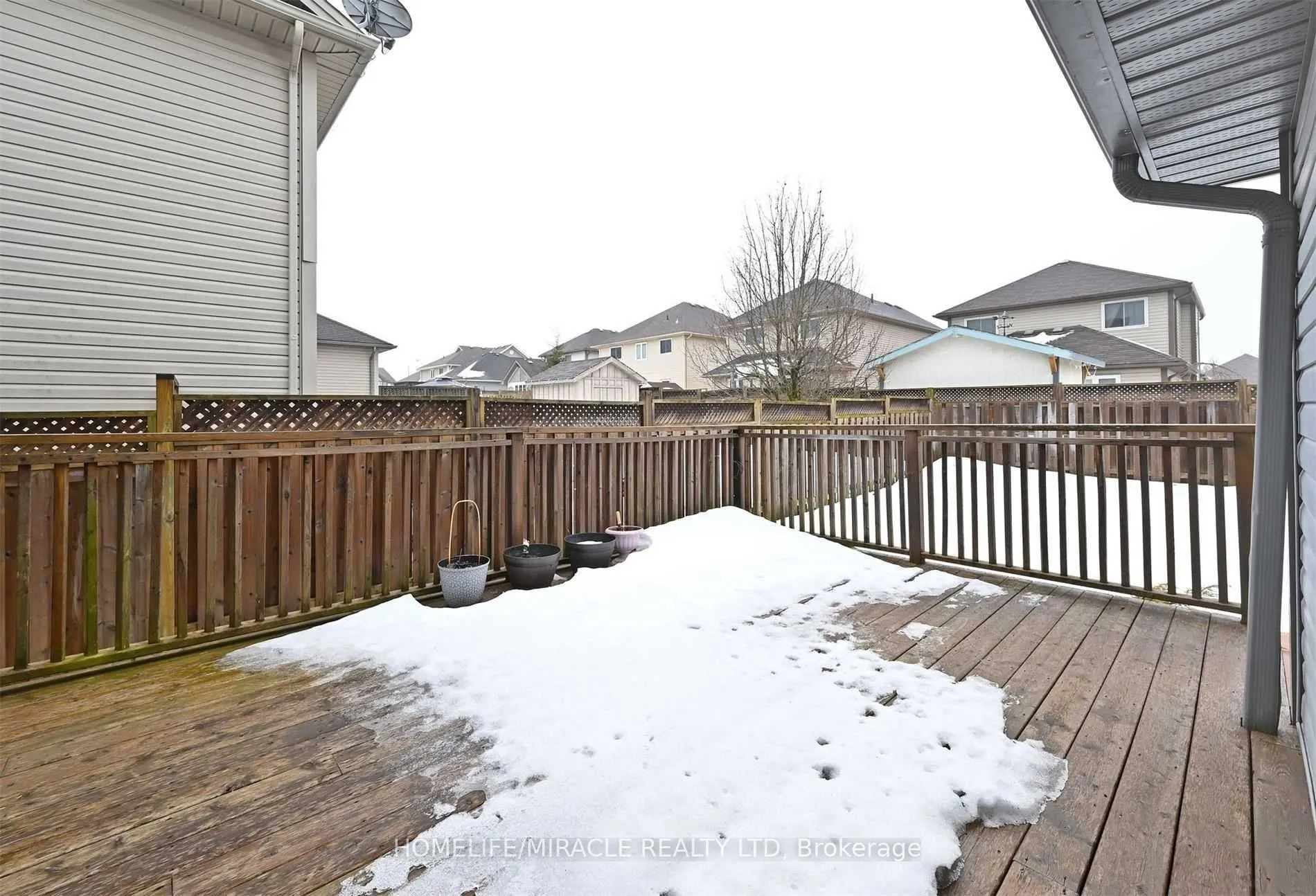 124 Silk Drive