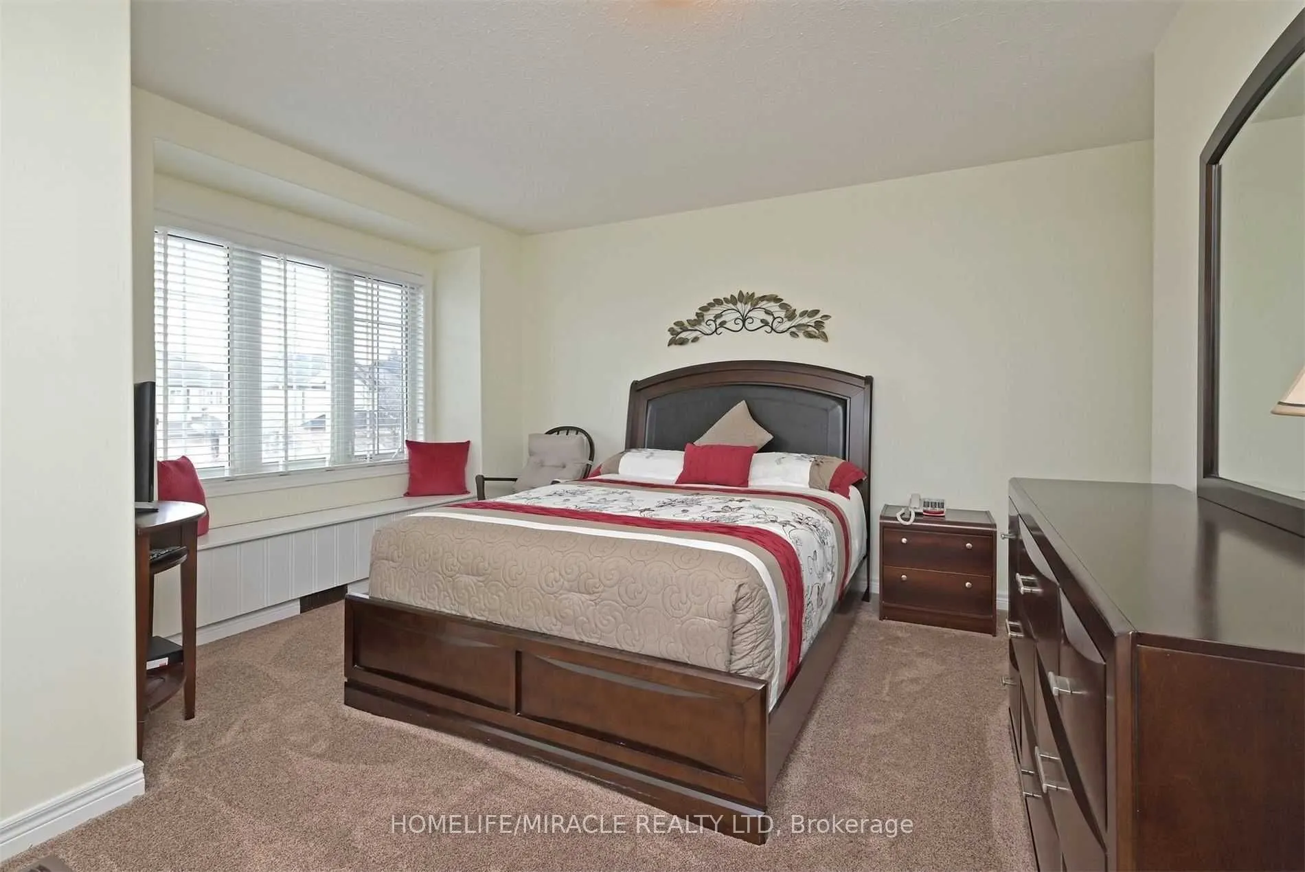 124 Silk Drive