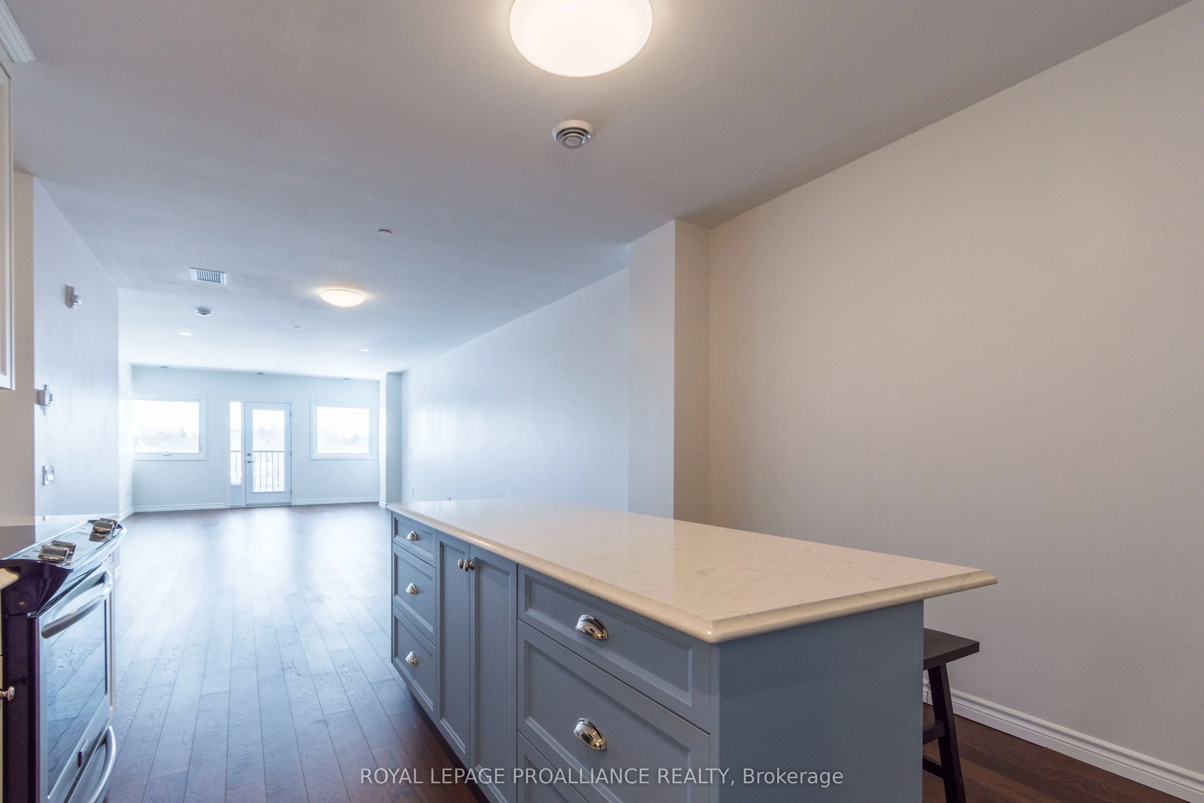 199 Front Street, #505