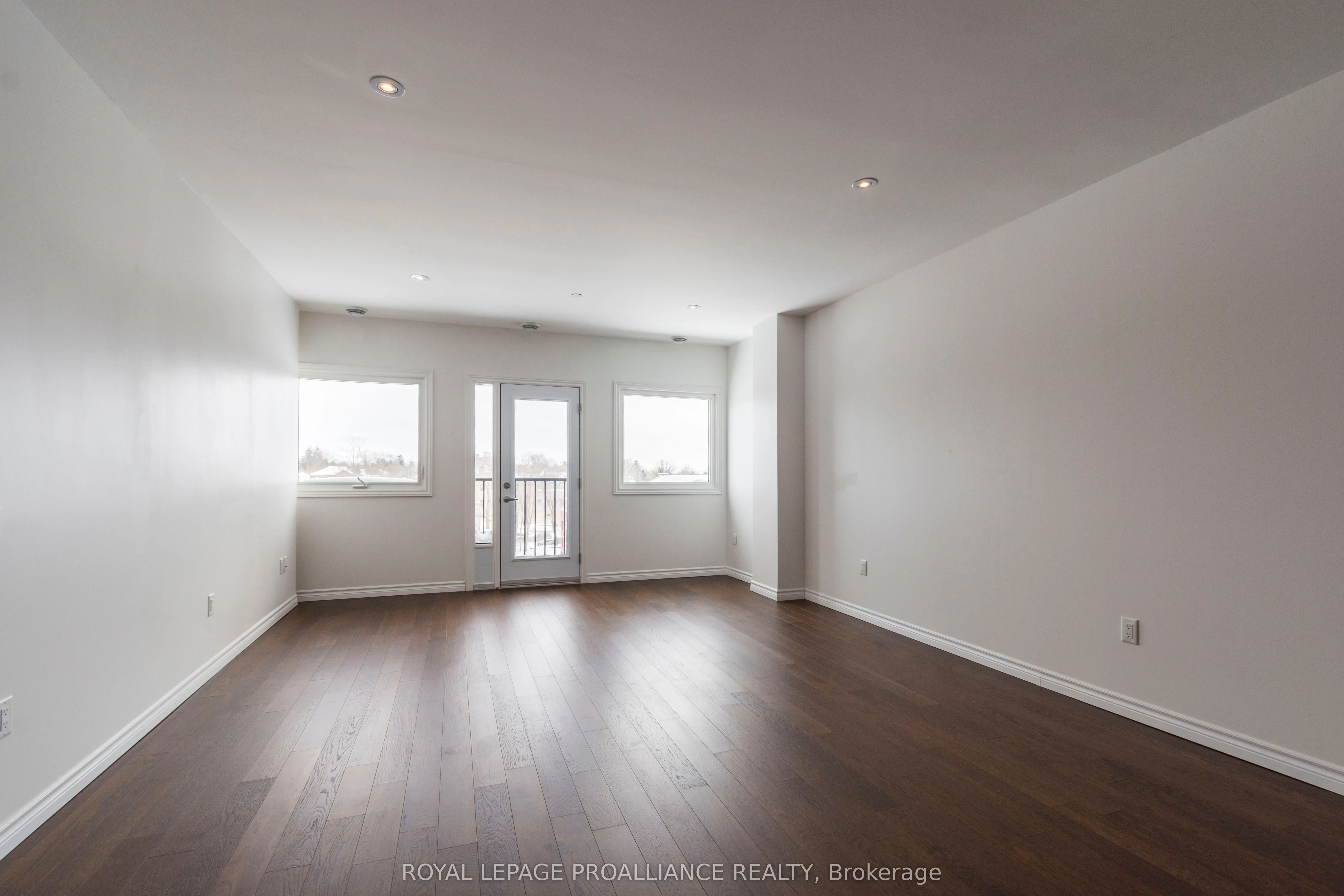 199 Front Street, #505