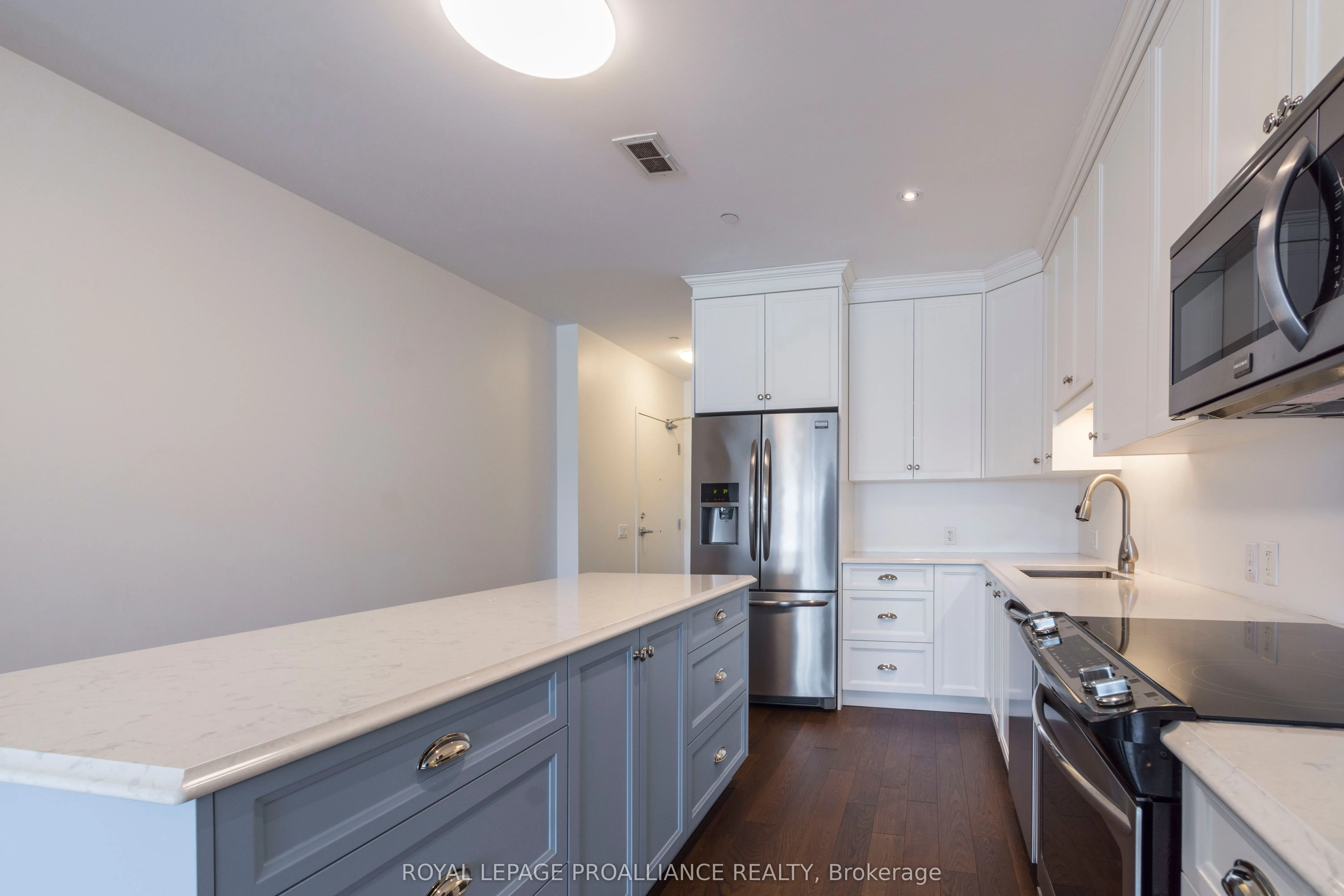 199 Front Street, #505