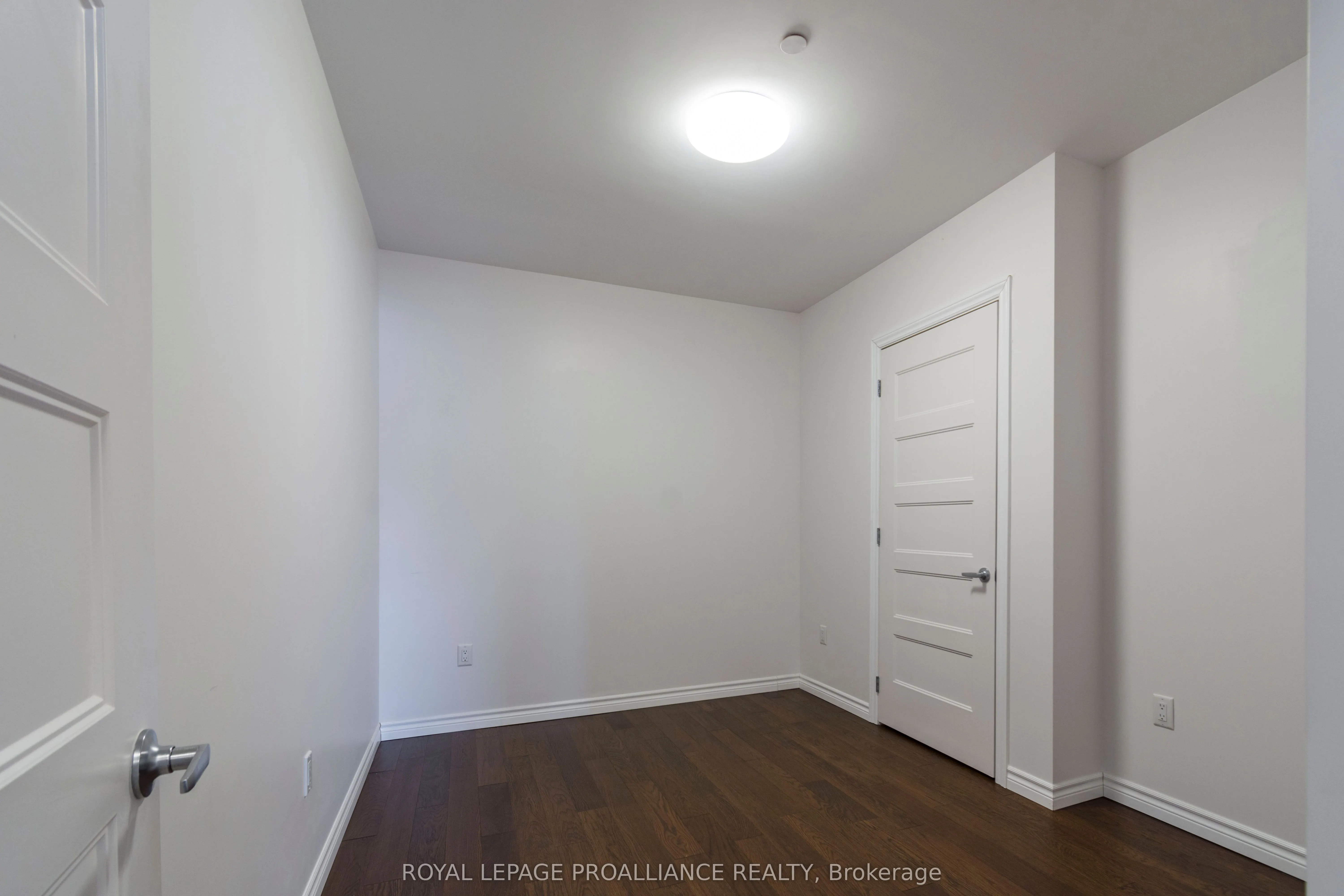 199 Front Street, #505