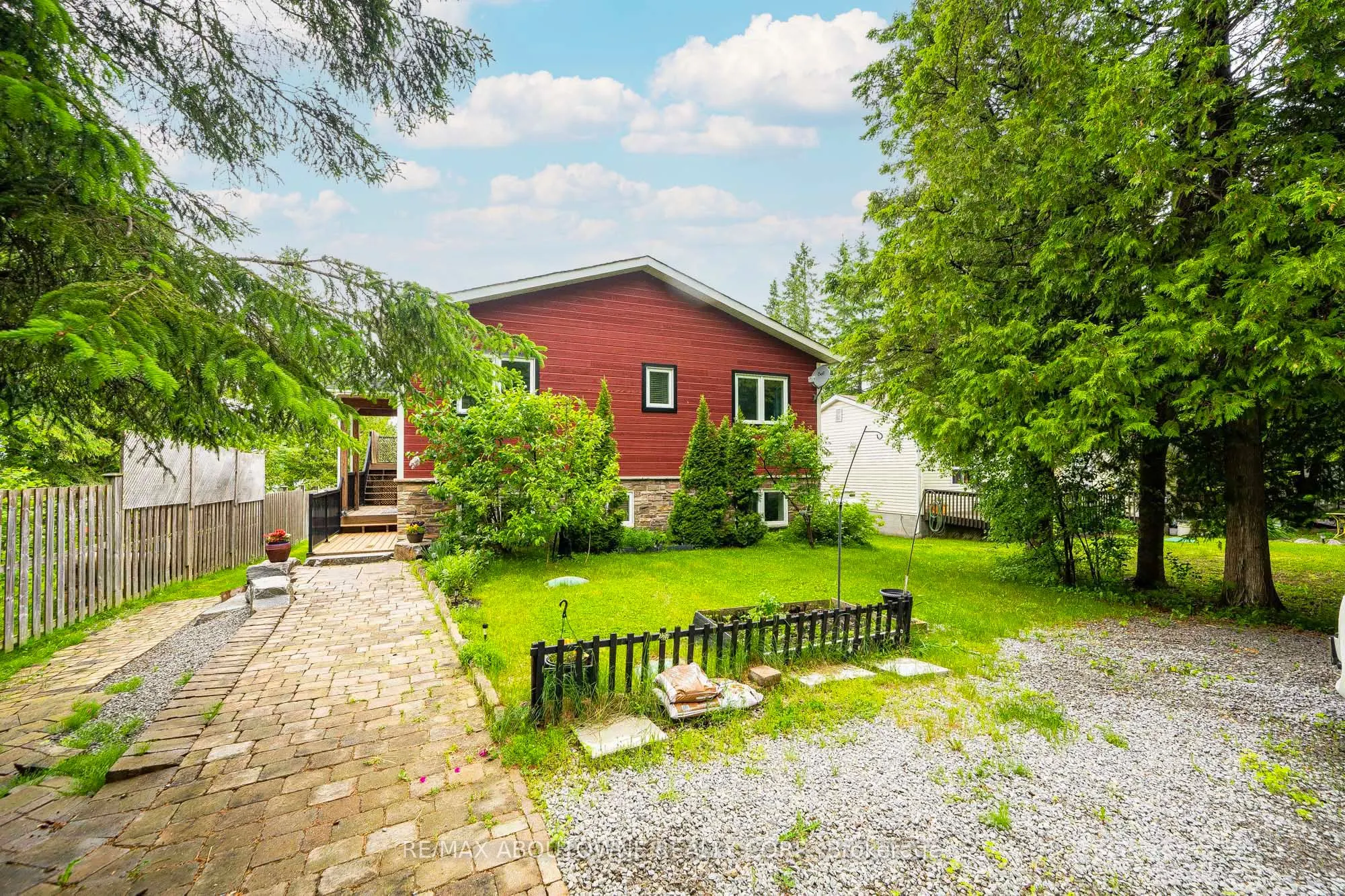 87 Paradise Road