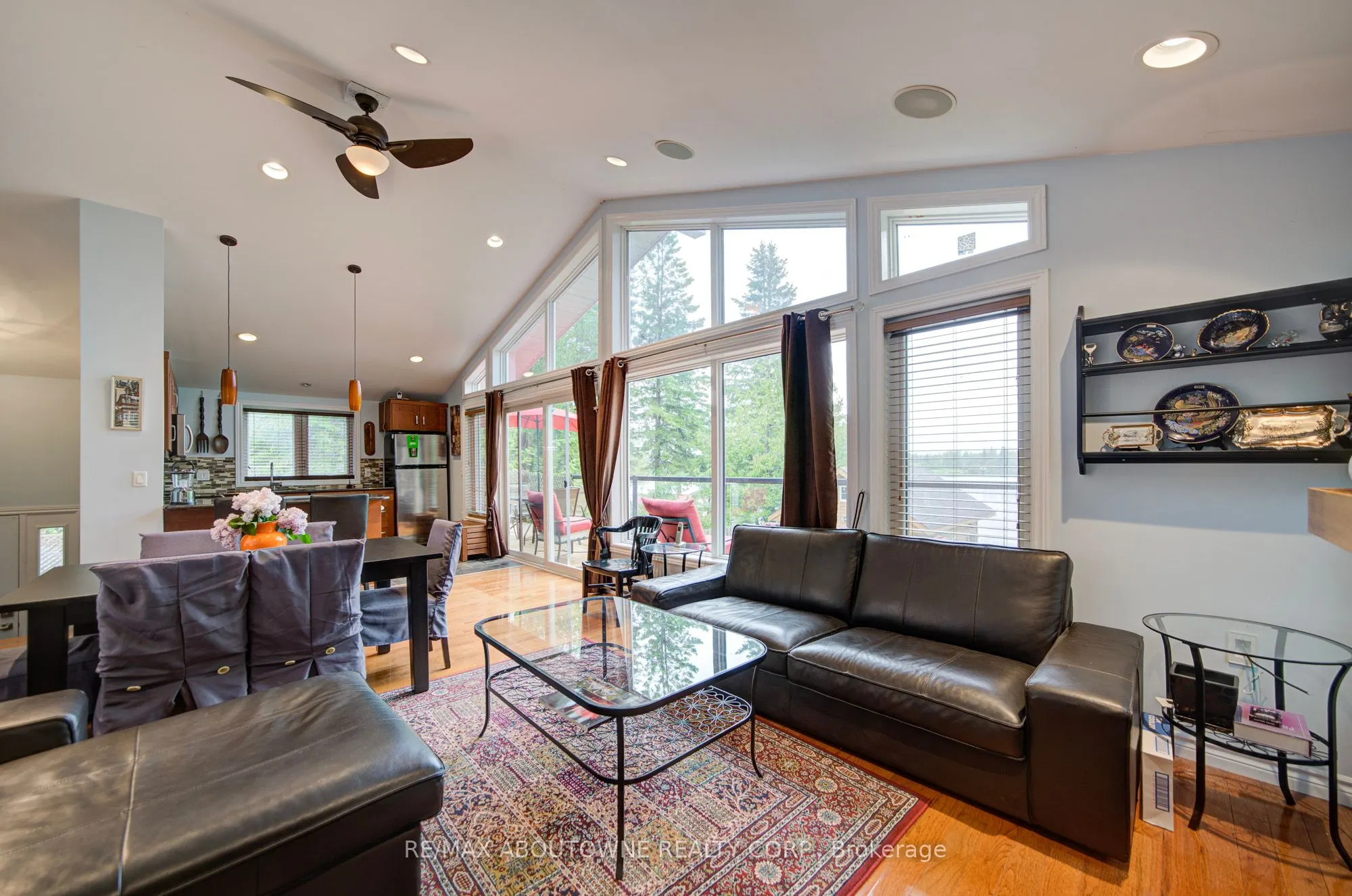 87 Paradise Road