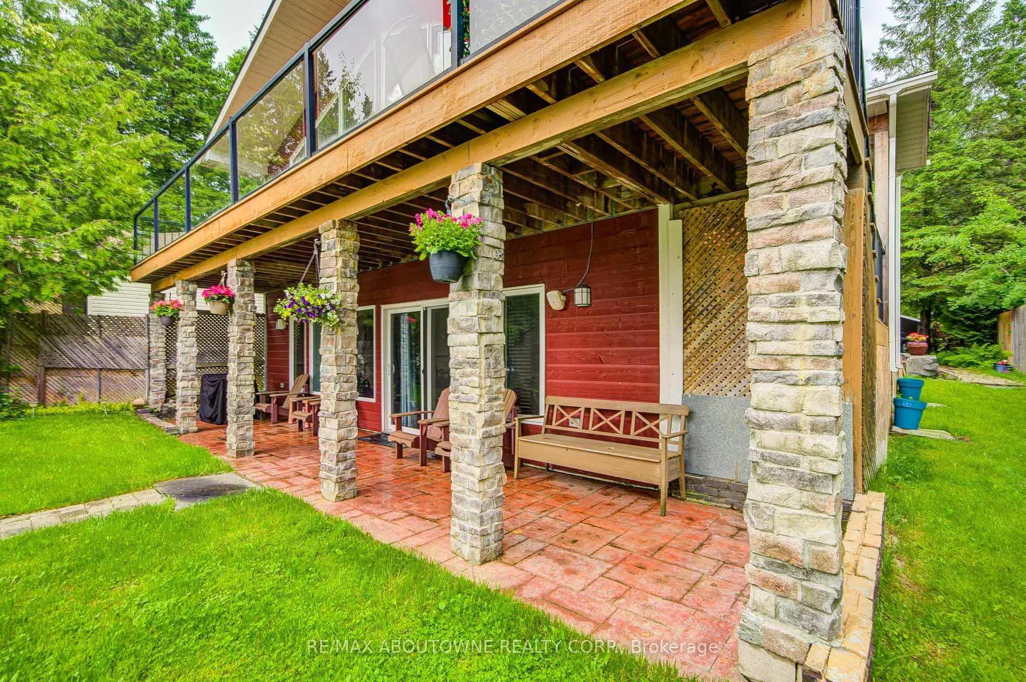 87 Paradise Road