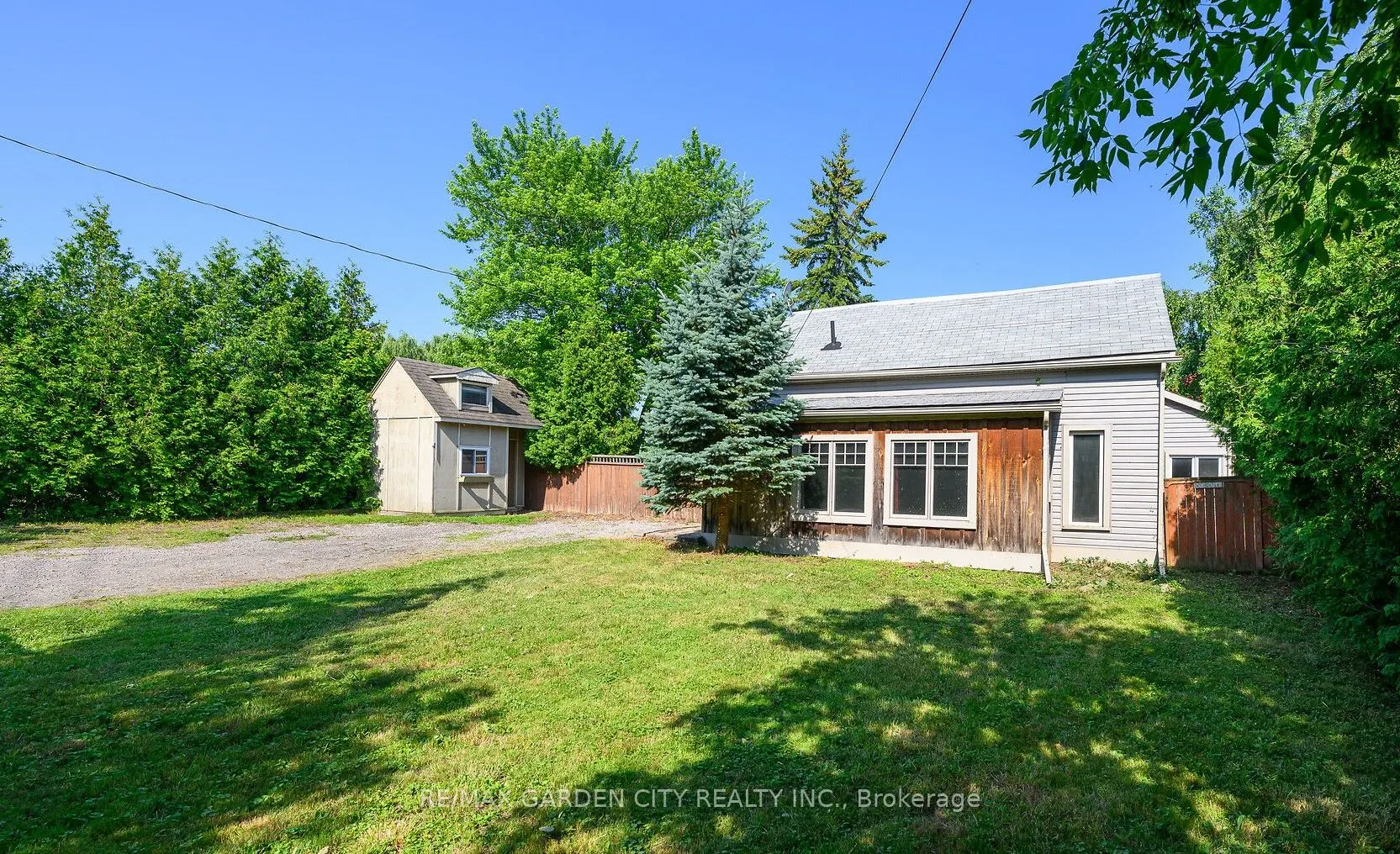 126 Mountain Road