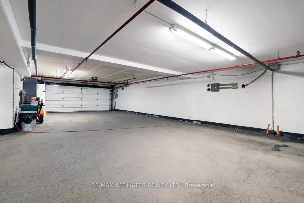 1190 Richmond Road, #304