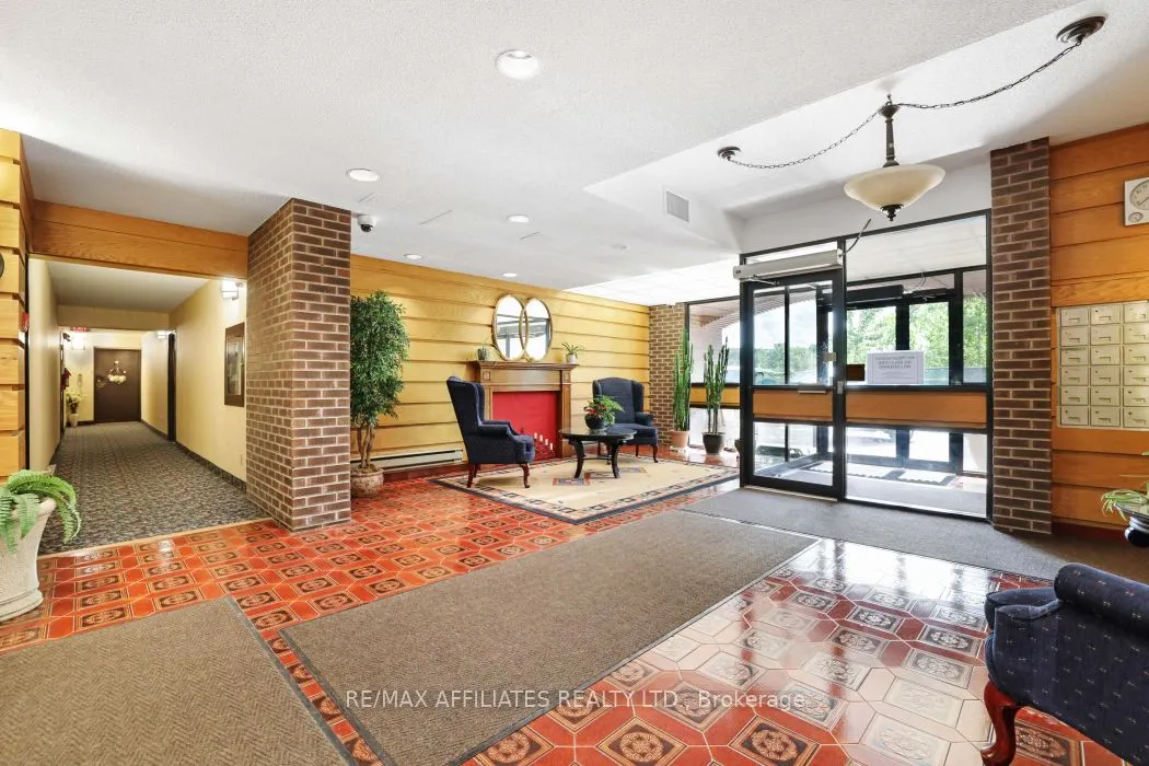 1190 Richmond Road, #304