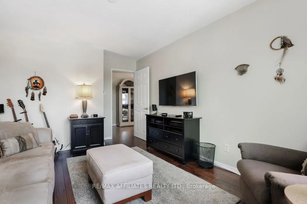 1190 Richmond Road, #304