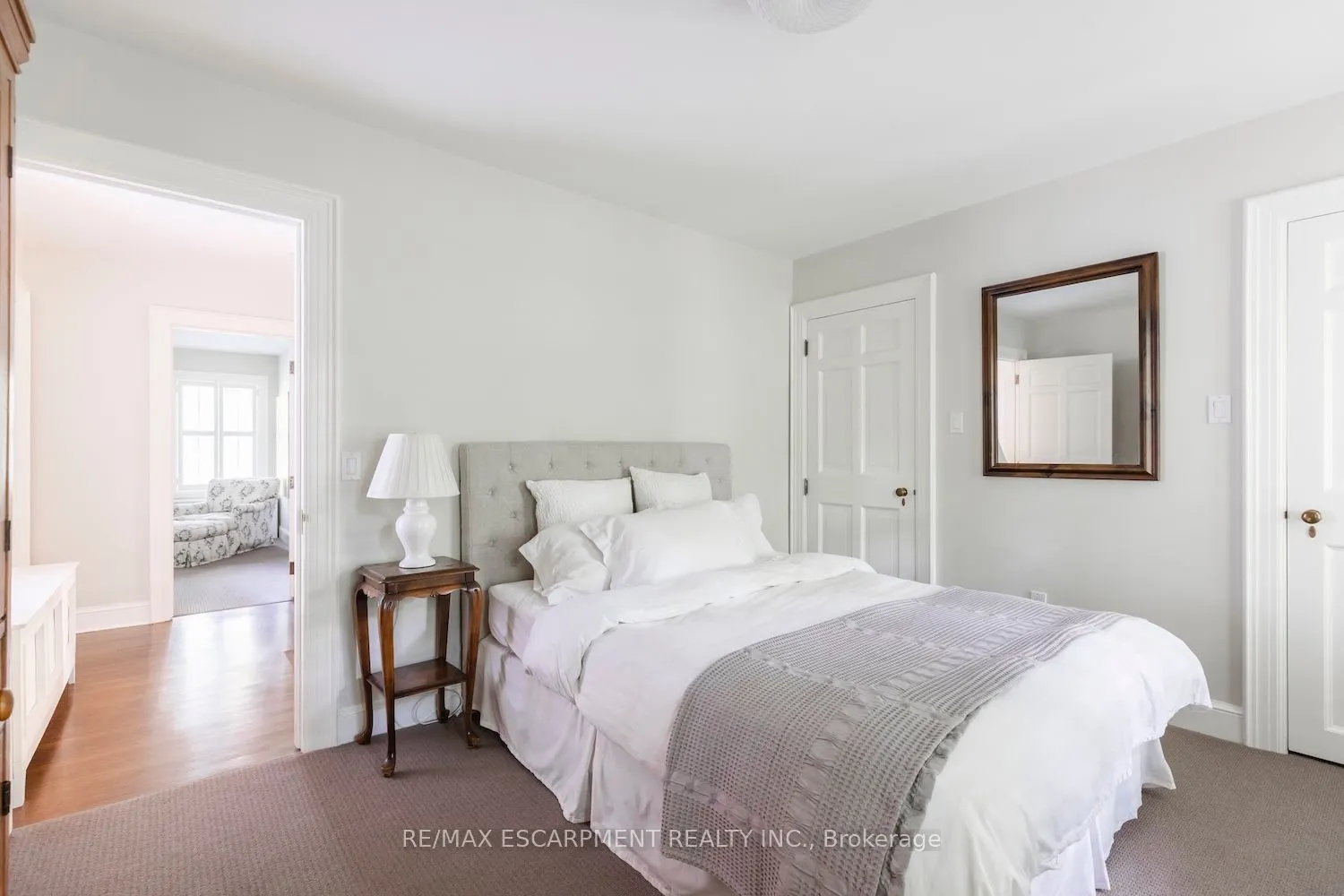 5 Mayfair Place