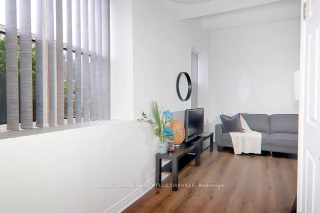 6365 Drummond Road, #110