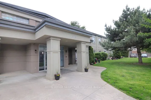 6365 Drummond Road, #110