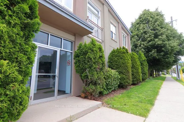 6365 Drummond Road, #110