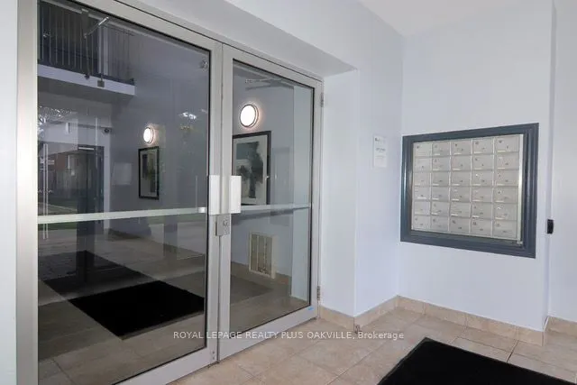 6365 Drummond Road, #110
