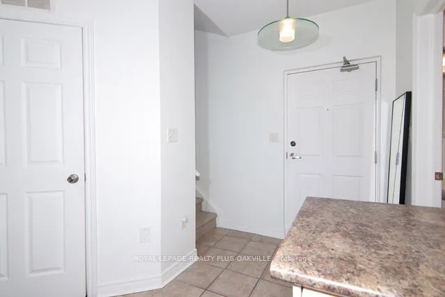 6365 Drummond Road, #110