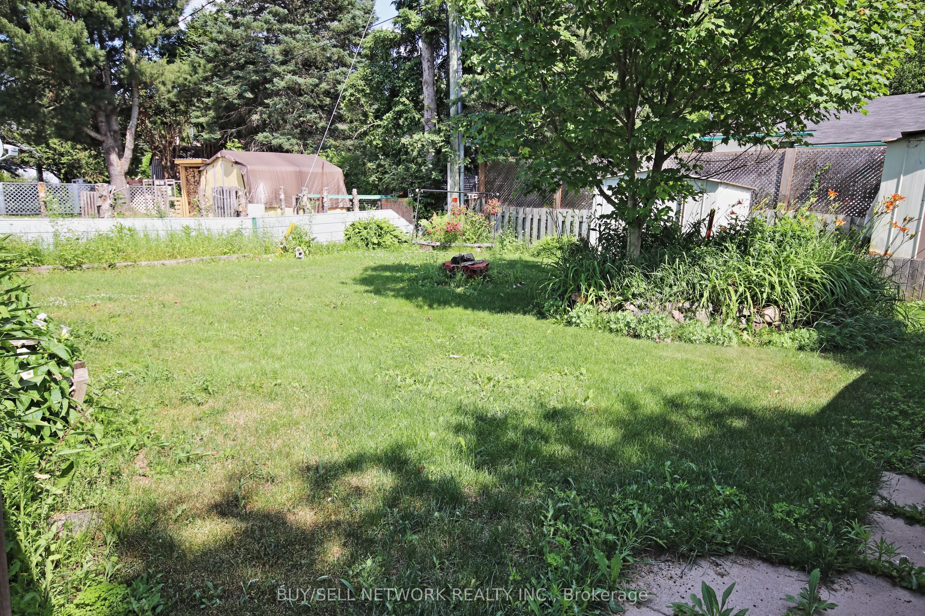 9 Hemlock Street
