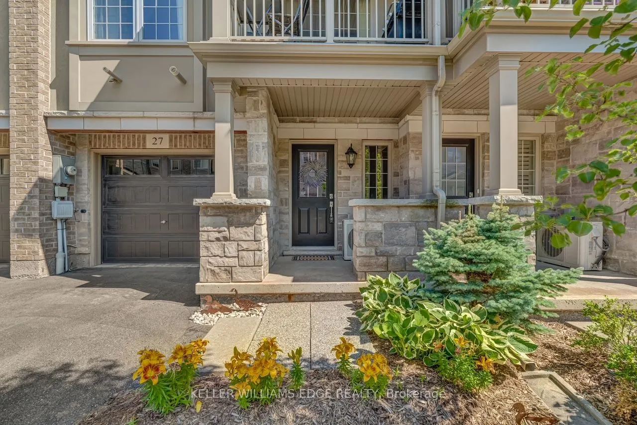 215 Dundas Street E, #27